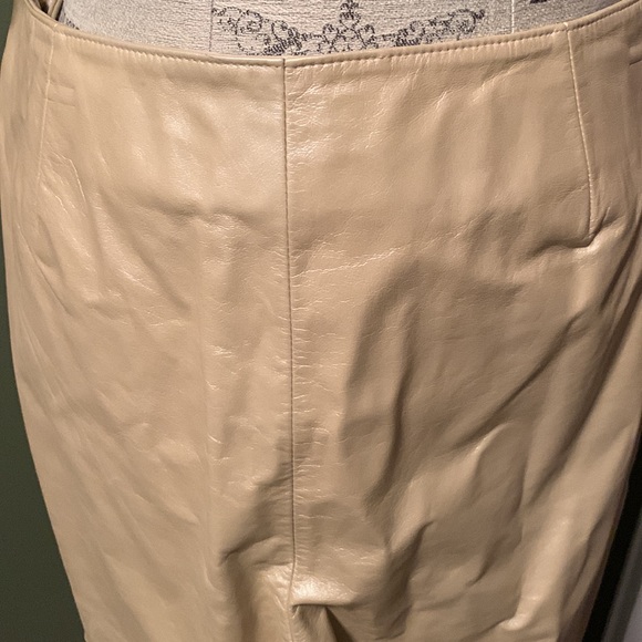 BNWOT 100% Leather fully lined Leather Pants, Size 14, beige color, no pockets. - Picture 12 of 16